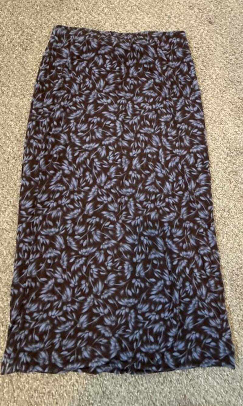 Madewell Floral Midi Skirt Size S - Picture 4 of 6